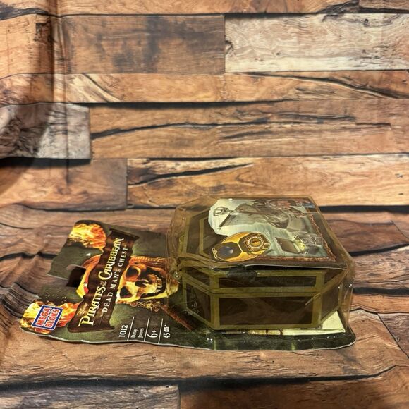 MEGA BLOKS Pirates Of The Caribbean Dead Mans Chest Davy Jones 1012 Building Set - Picture 6 of 7